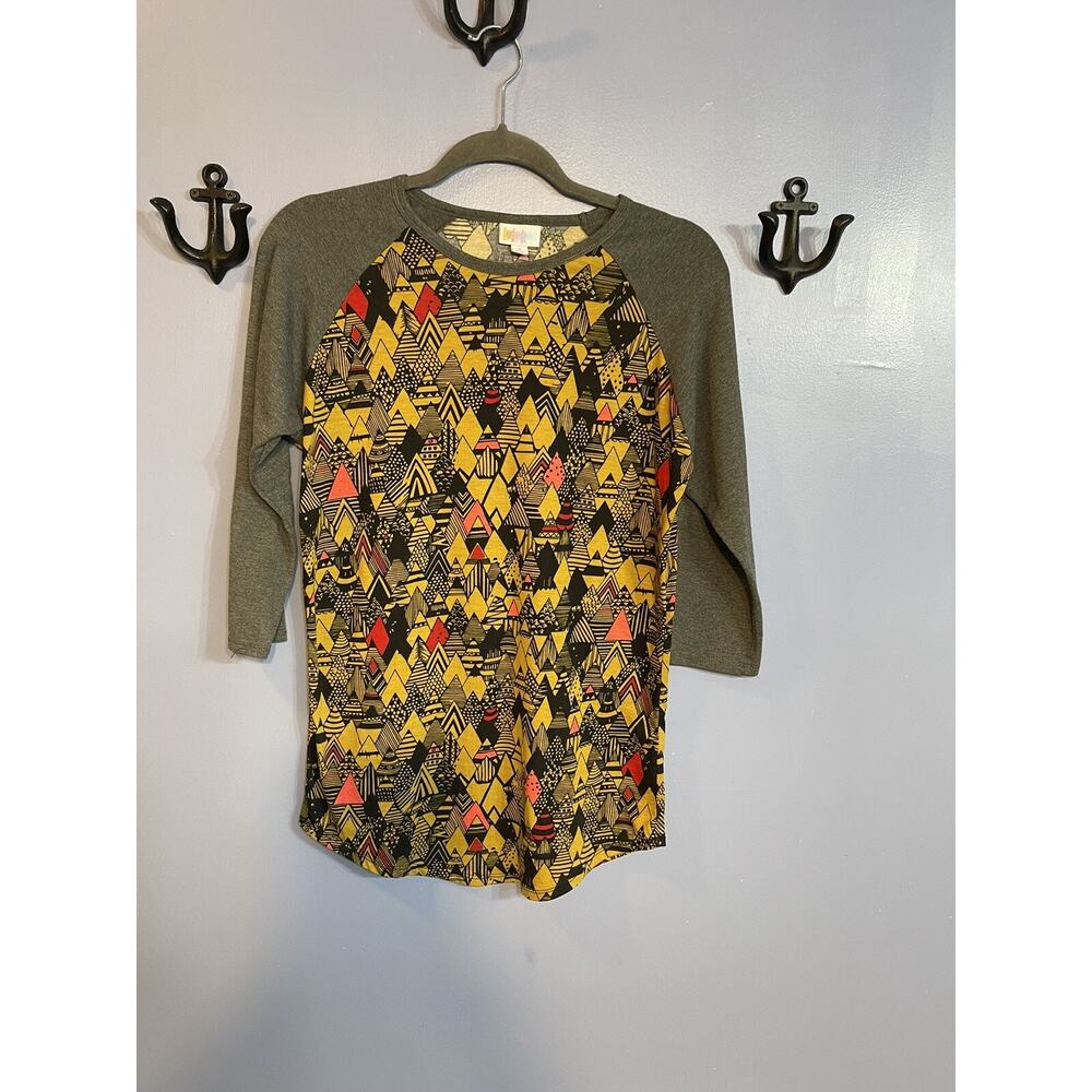 LuLaRoe Top Size Small Geometric Shapes 3/4 Length Sleeves